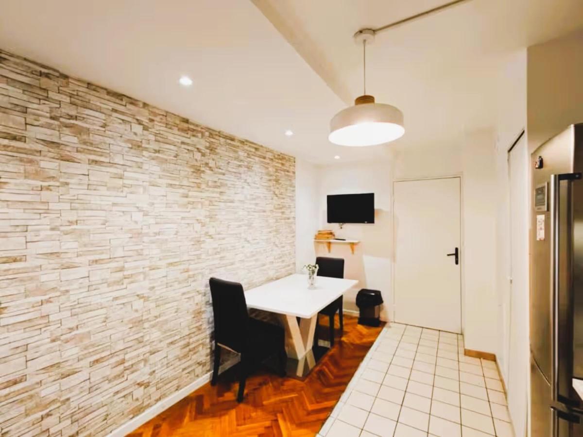 Mini-Studio Avec Kitchenette Ou Chambre Confort Avec Frigo Et Tv - Parking En Option Sur Resa ! Chaville Bagian luar foto